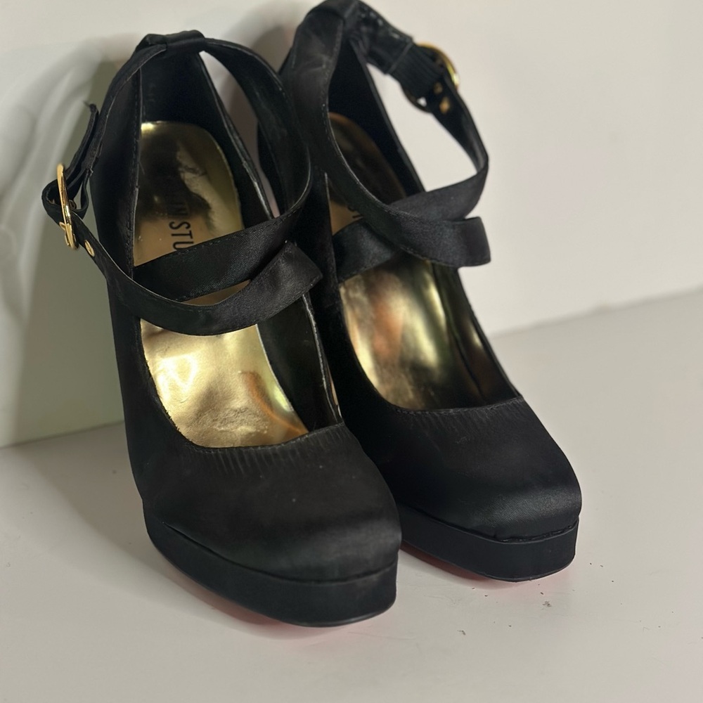 Colin Stuart- black satin heels red bottom Crisscross straps like ballet slipper